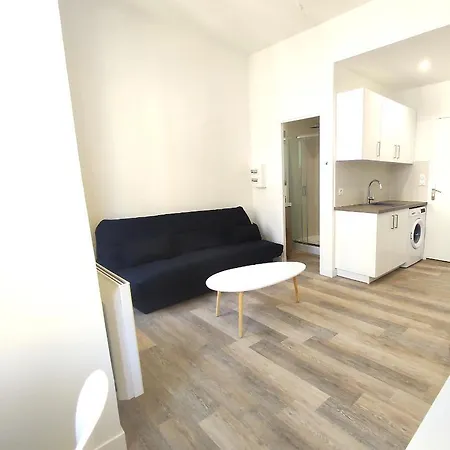 Stalingrad - Studio Apartment Nice