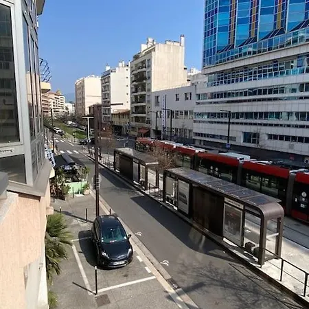Apartment 23 M2 A Nice, 2e Ligne Du Front De *