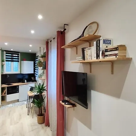 Appartement Studio De Charme Climatise Gare Riquier