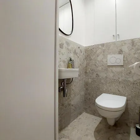 Apartment Bh - Chez Marylin - Lux 2 Pers. Wifi. Clim. Central Nice
