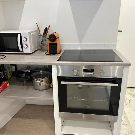 La Belle, Centre 1 Bed, 2 Terrace, Quiet Apartment *