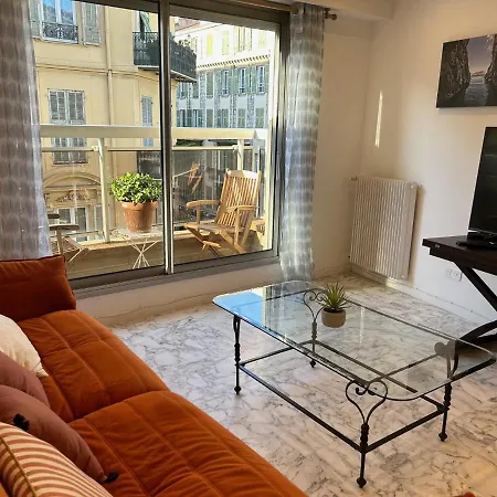 La Belle, Centre 1 Bed, 2 Terrace, Quiet Apartment
