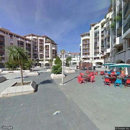 2 6 Couchages Au Coeur De Port Apartment *