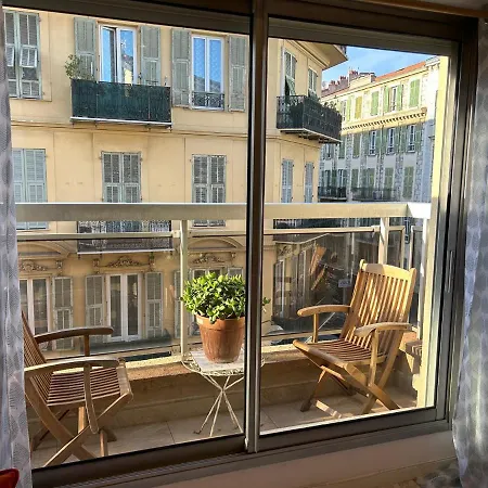 La Belle, Centre 1 Bed, 2 Terrace, Quiet Apartment *