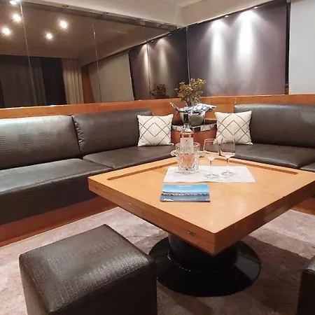 Botel Yacht Charter Cannes Antibes *