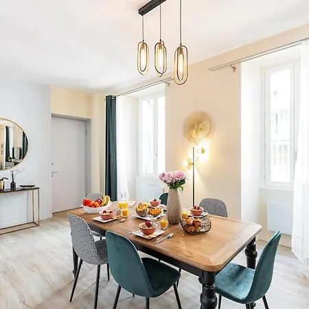 Gesu - 2 Bedroom In Old Town - Gesu Square Apartment Nice