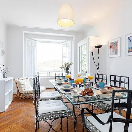 My Casa - Joffre 38 - Spacious One Bedroom