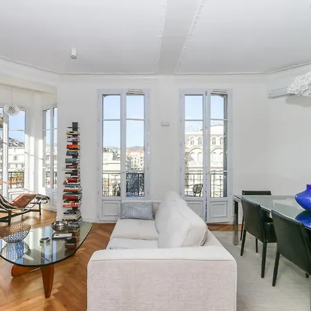 Modern Walking Distance To Beach In Carre D'or * Nicea