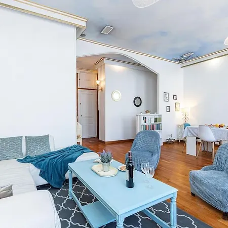 My Casa - Risso - Comfortable 3 Bedrooms With Balcony Apartment