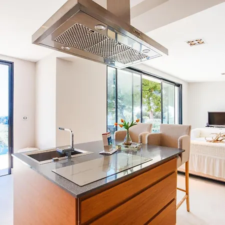 Villa Hesperides Vi4337 By Riviera Nice