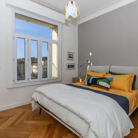 Modern Walking Distance To Beach In Carre D'or Apartment *