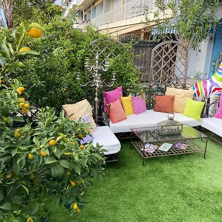 Moderne En Bord De A 60 M² Parking Prive