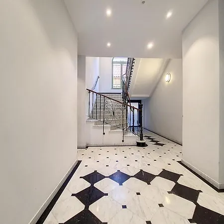 Apartment Nestor&jeeves - To Meet - - Floor *