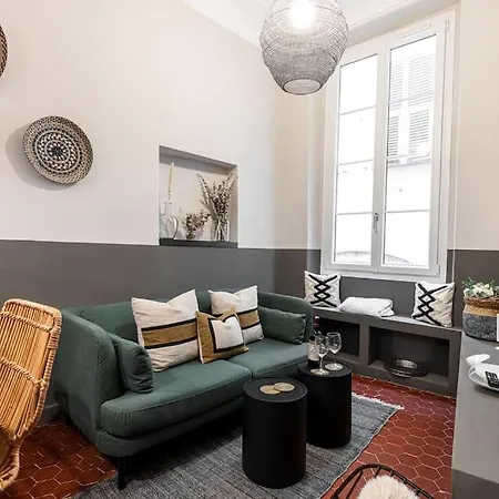 Appartement La Croix - Old Town Modern Apartment - 2 Bedrooms Nice