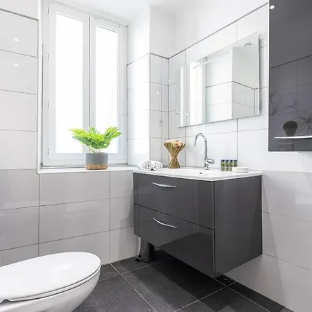 Ponchette - Independent House Promenade Des Anglais Apartment Nice