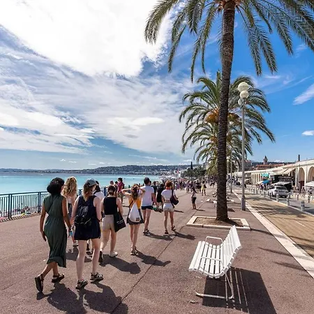 Ponchette - Independent House Promenade Des Anglais * Nice