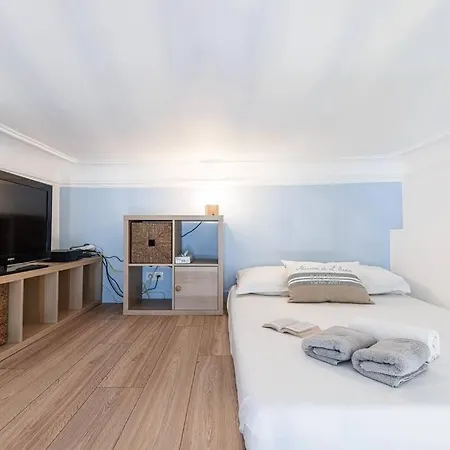 Prefecture 15 - Old Town Duplex 2 Doubles Beds * Nice