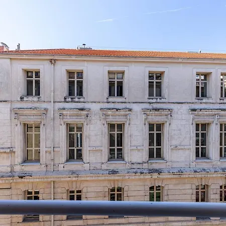 Prefecture 15 - Old Town Duplex 2 Doubles Beds * Nice