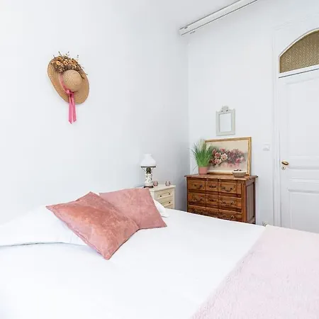 My Casa - Risso - Comfortable 3 Bedrooms With Balcony * Nice