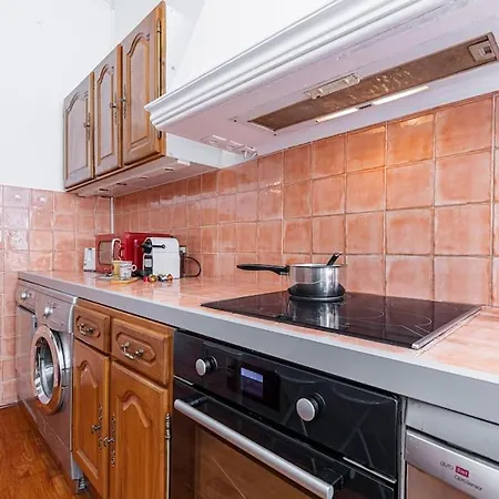 My Casa - Risso - Comfortable 3 Bedrooms With Balcony