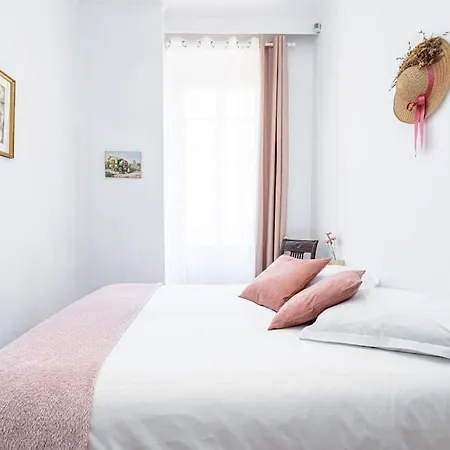 My Casa - Risso - Comfortable 3 Bedrooms With Balcony