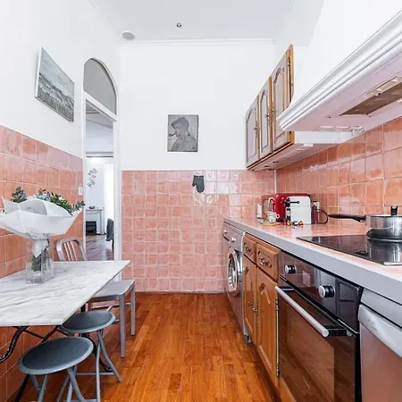 My Casa - Risso - Comfortable 3 Bedrooms With Balcony *