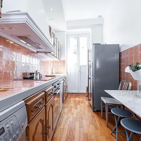 My Casa - Risso - Comfortable 3 Bedrooms With Balcony Apartment Nice