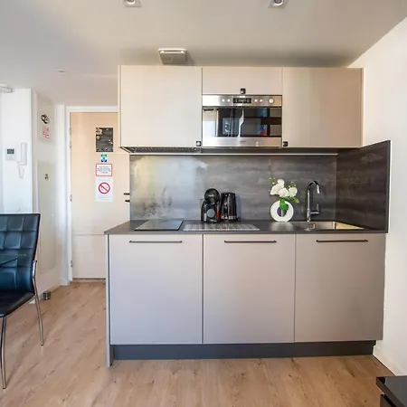 Lamartine Flat - Brand New *