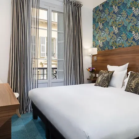 Azurea Hotel