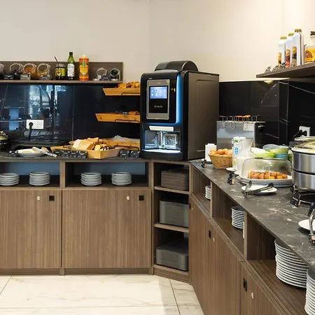 Hotel Azurea 3*