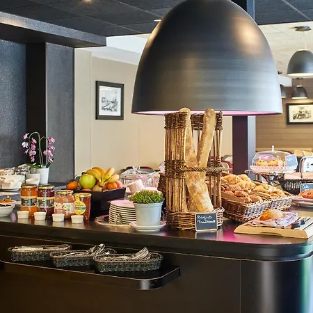 Hotell Campanile Centre Acropolis 3*
