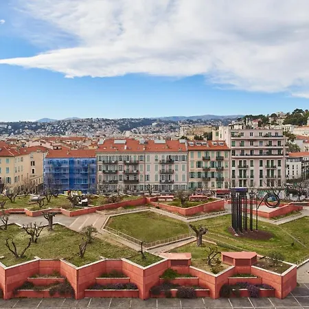 Hotell Campanile Centre Acropolis