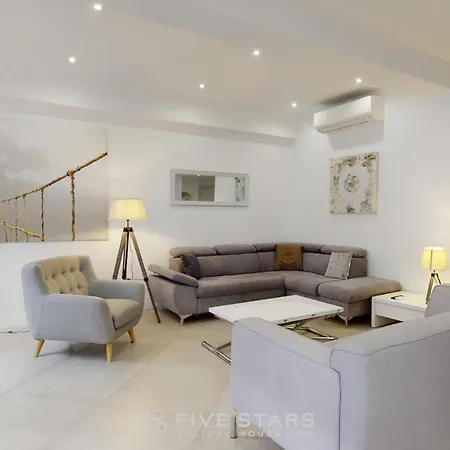 Apartment Grand Promenade Five Stars House
