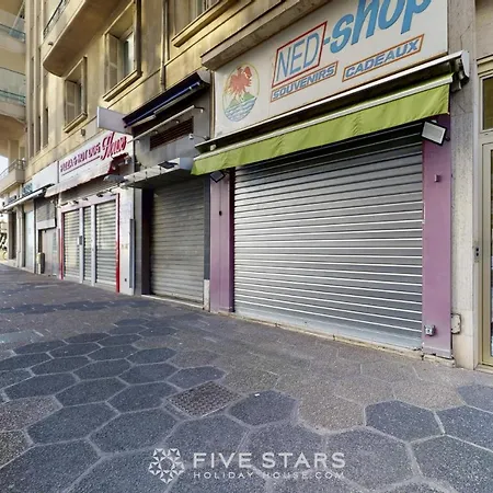 Grand Promenade Five Stars House Apartment