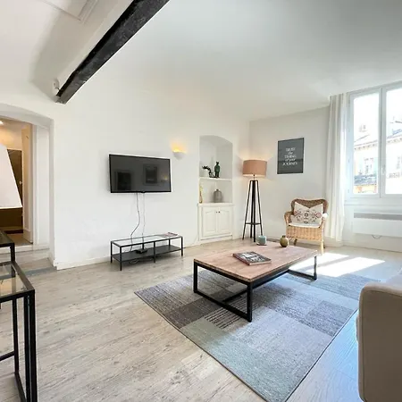 Renting - Bonaparte - Luxury Loft Trendy Neighborhood - Ac - Fully Equipped * Nice