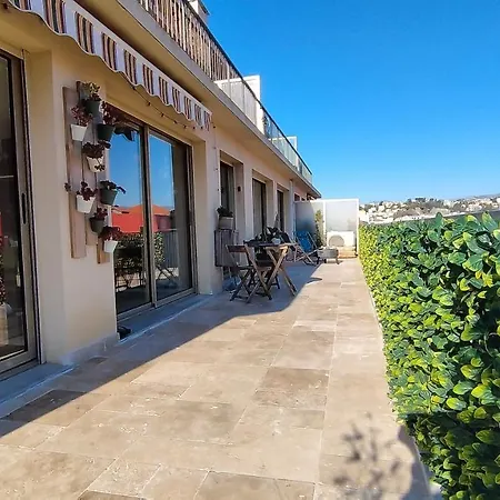 90m2, Climatise 3 Apartment Nice