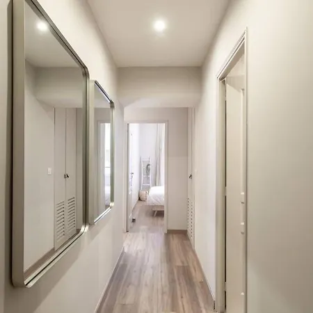 L19 1bdr Massena 2mins Sea/promenadeac/balcony Apartment