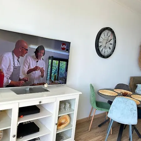 Apartment La Couronne A