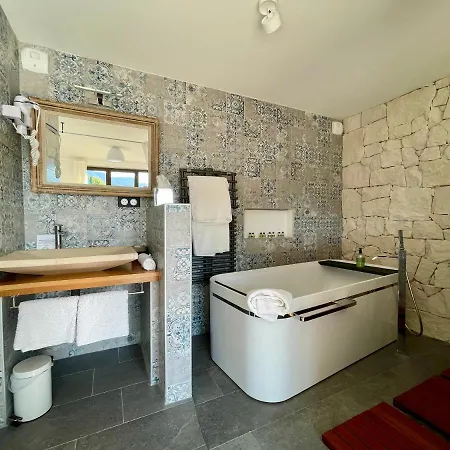 Bed & Breakfast Escondida *
