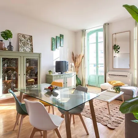 L40 2p 5mins Old Town & Sea/balcony & Ac *