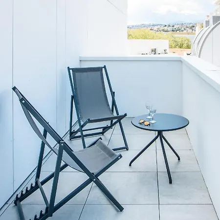 Twenty Business Flats Angely Apart-hotel