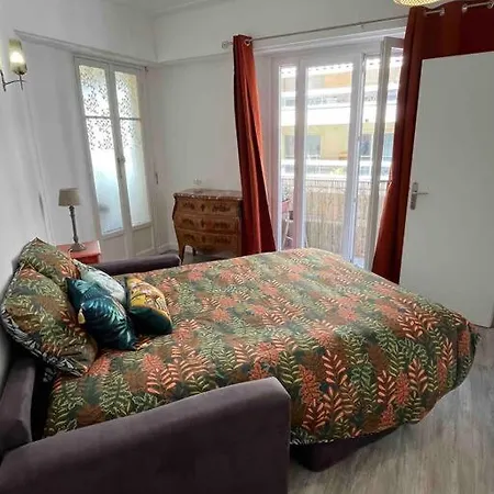 Atypique Et Original Apartment *