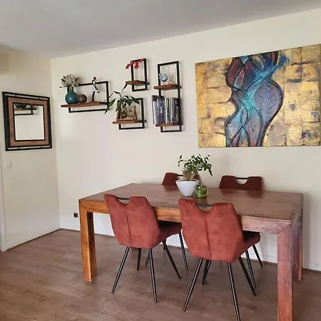 Invitation A La Detente Apartment