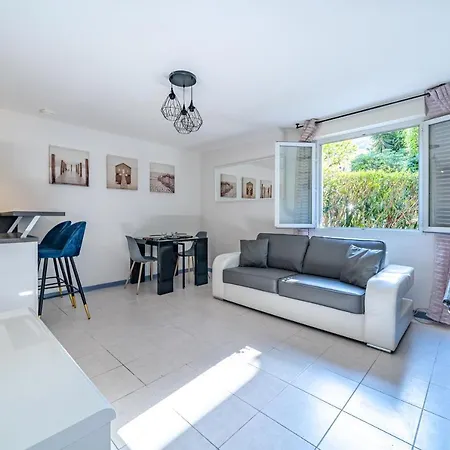 Charmant Proche Gare Apartment