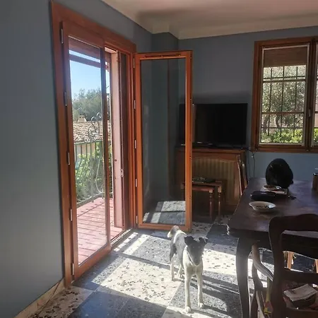 Maison Traditionnelle Sur Les Collines Nicoises Nice