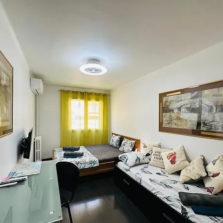 The Nice: Cozy 3-room Airport Getaway *