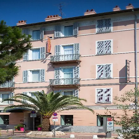 Отель Relais Acropolis 3*