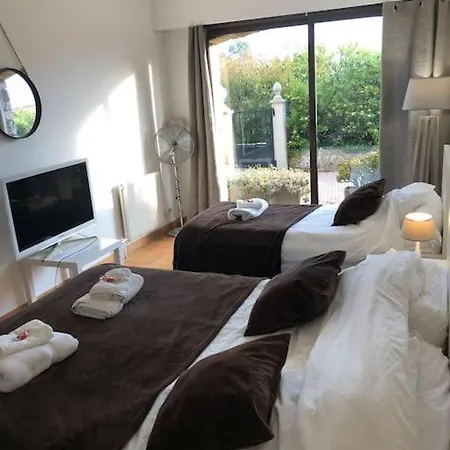 Villa Loucisa Piscine Vue 8 Chambres 25 Personnes
