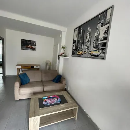 Apartment Avenue Des Fleurs