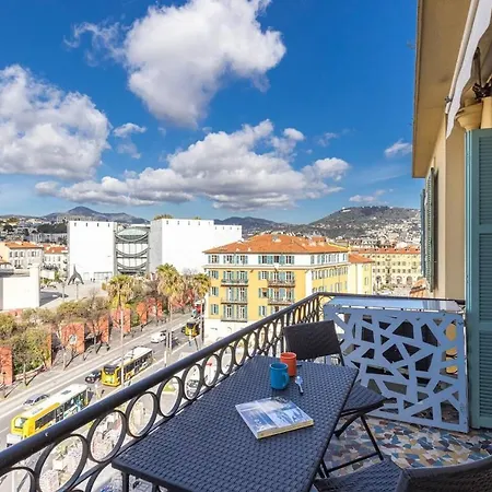Le Voeu - Avec Vue Sur * Nice